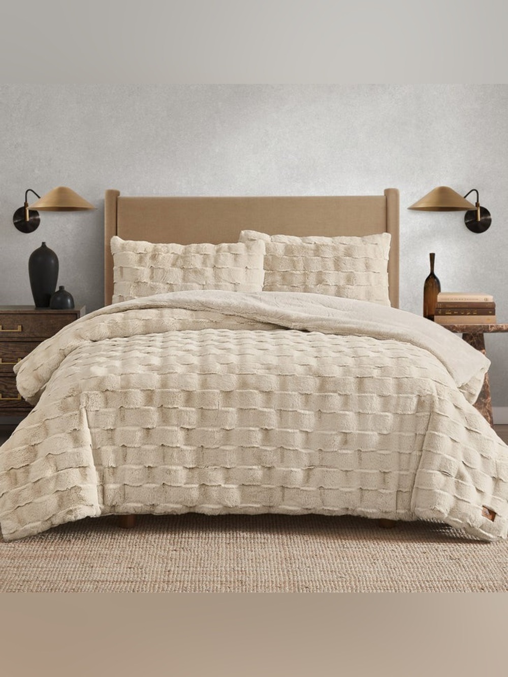 FRYE, 3 Piece - Faux Fur Comforter Set Beige